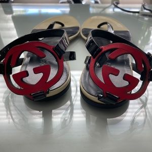 Gucci Patent Flat Sandals